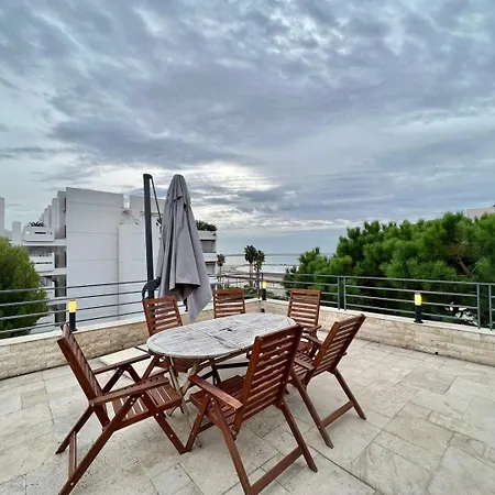 Appartamento Sea And Mountain Views From Your Rooftop ! Saint-Laurent-du-Var